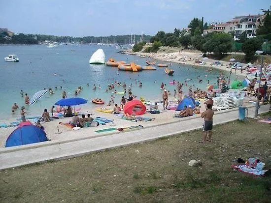 Gemuetliches Appartement Mit Terrasse In Strandnaehe Pjescana Uvala