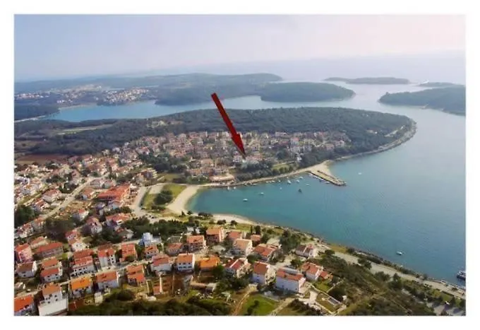 Apartment Gemuetliches Appartement Mit Terrasse In Strandnaehe Pjescana Uvala Croatia